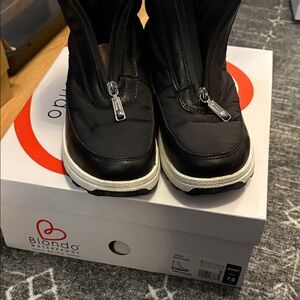 Blondo Black Waterproof Winter Boots